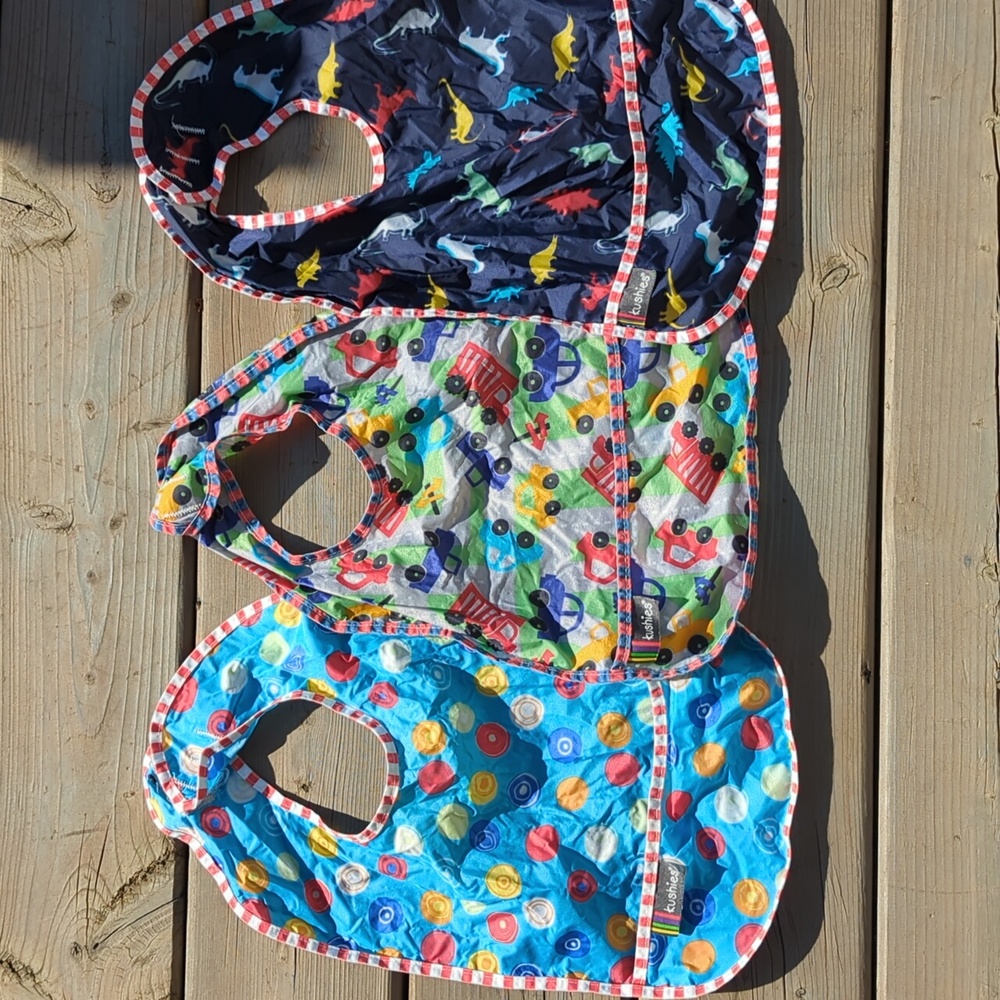 Kushies Clean Waterproof Bibs
